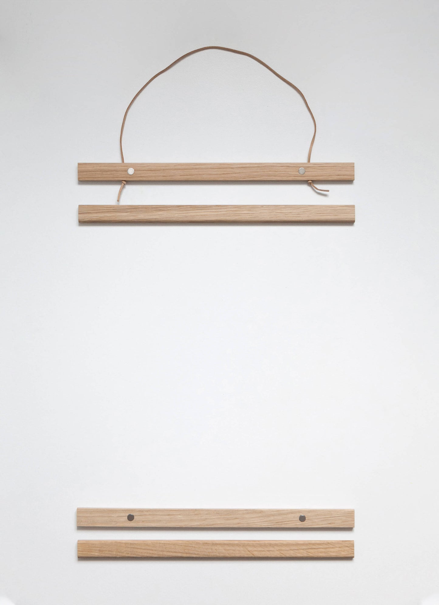 Poster Hanger in Solid Oak 31 cm - 12"