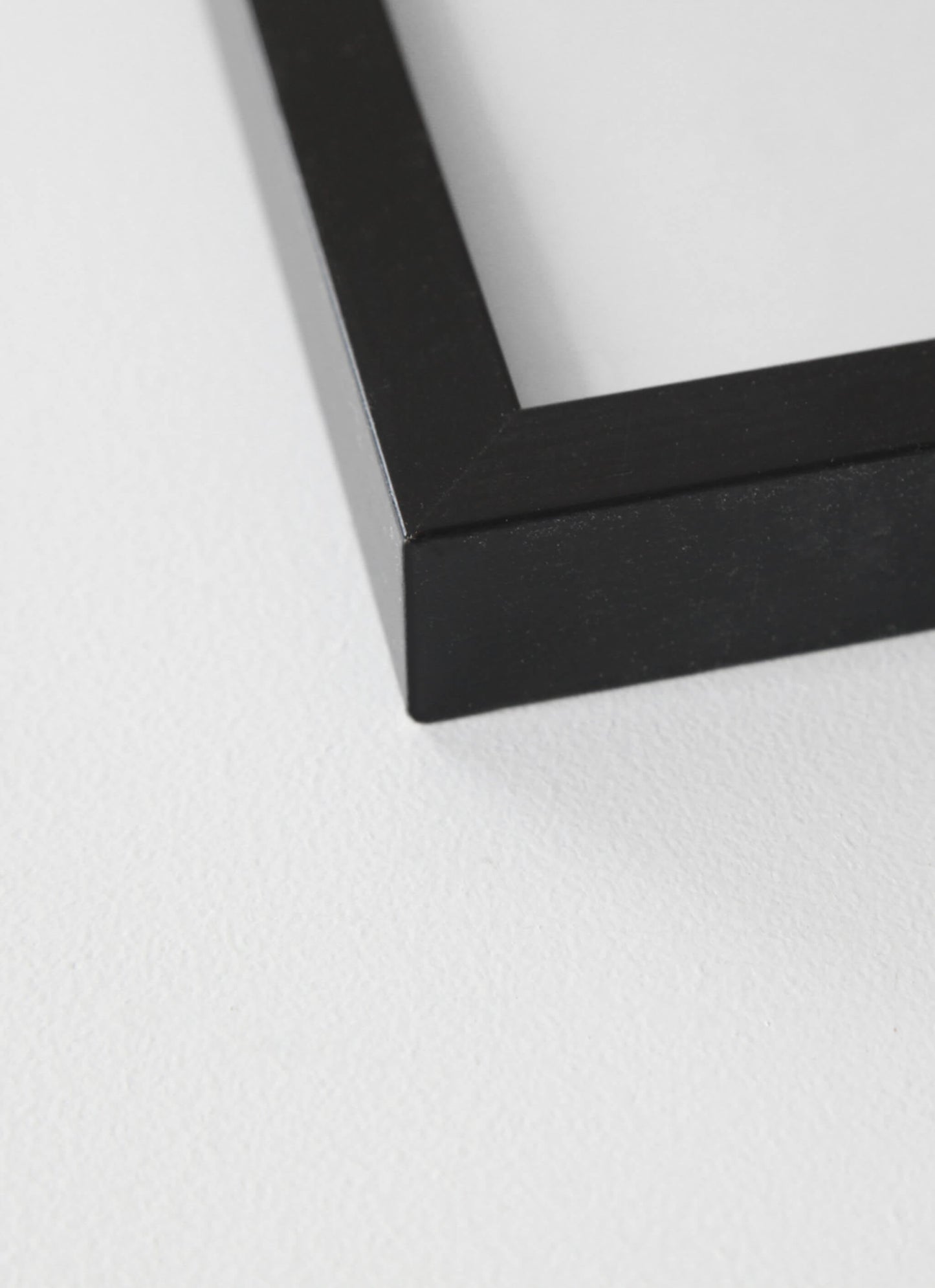 Classic Black Pinewood Frame - 30x40 cm / 12x16"